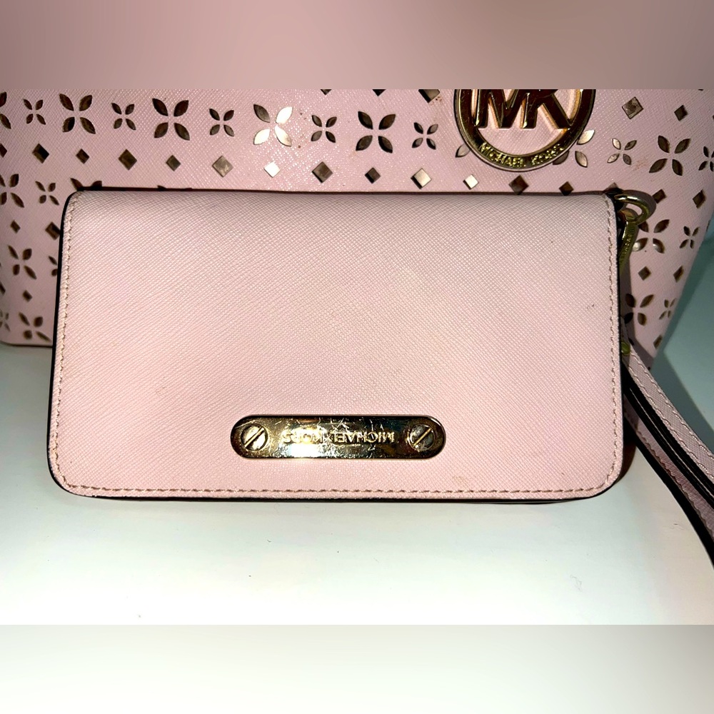 MK wallet